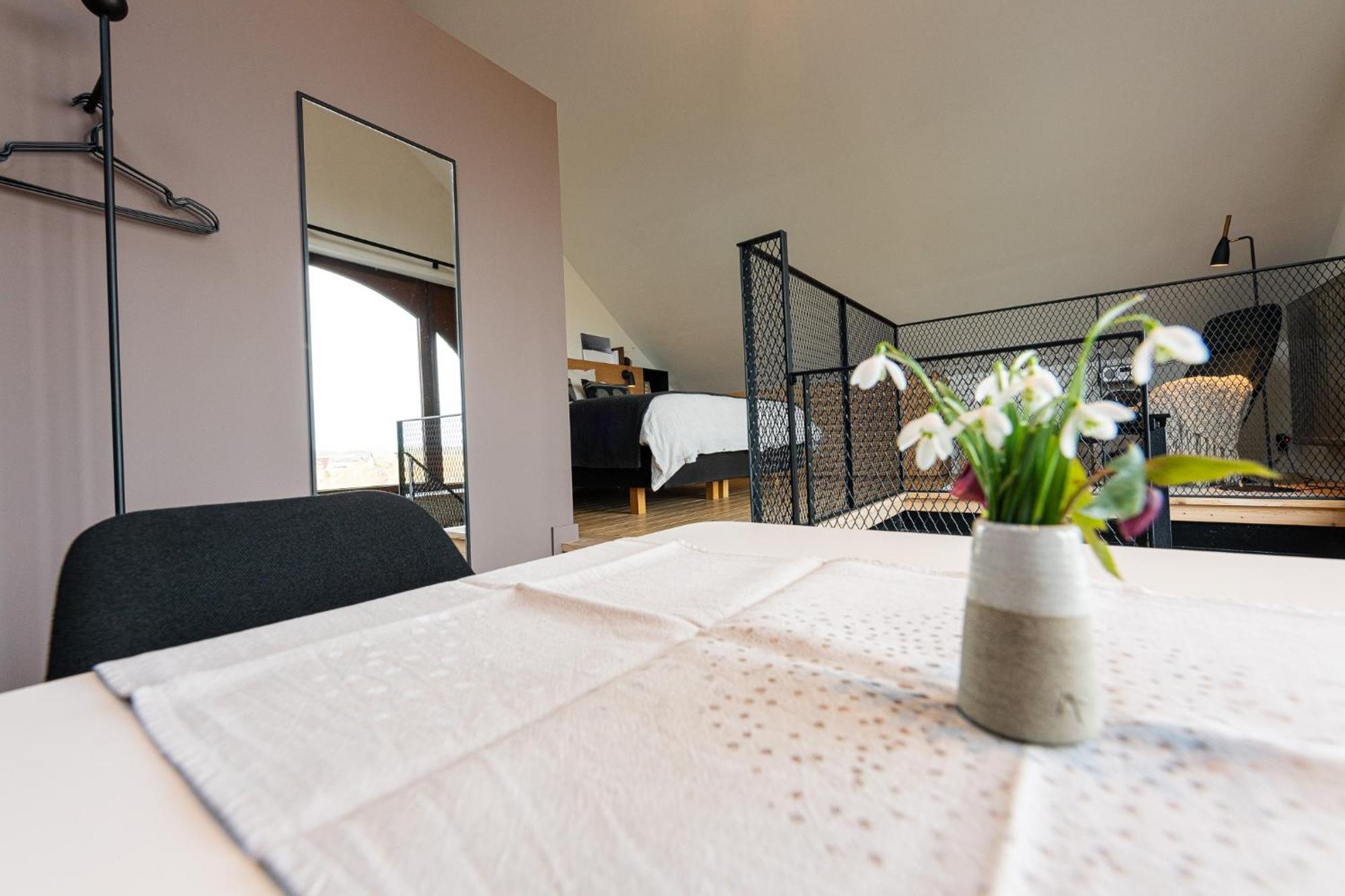 Le Temps De Livresse Apartment Namur Bagian luar foto