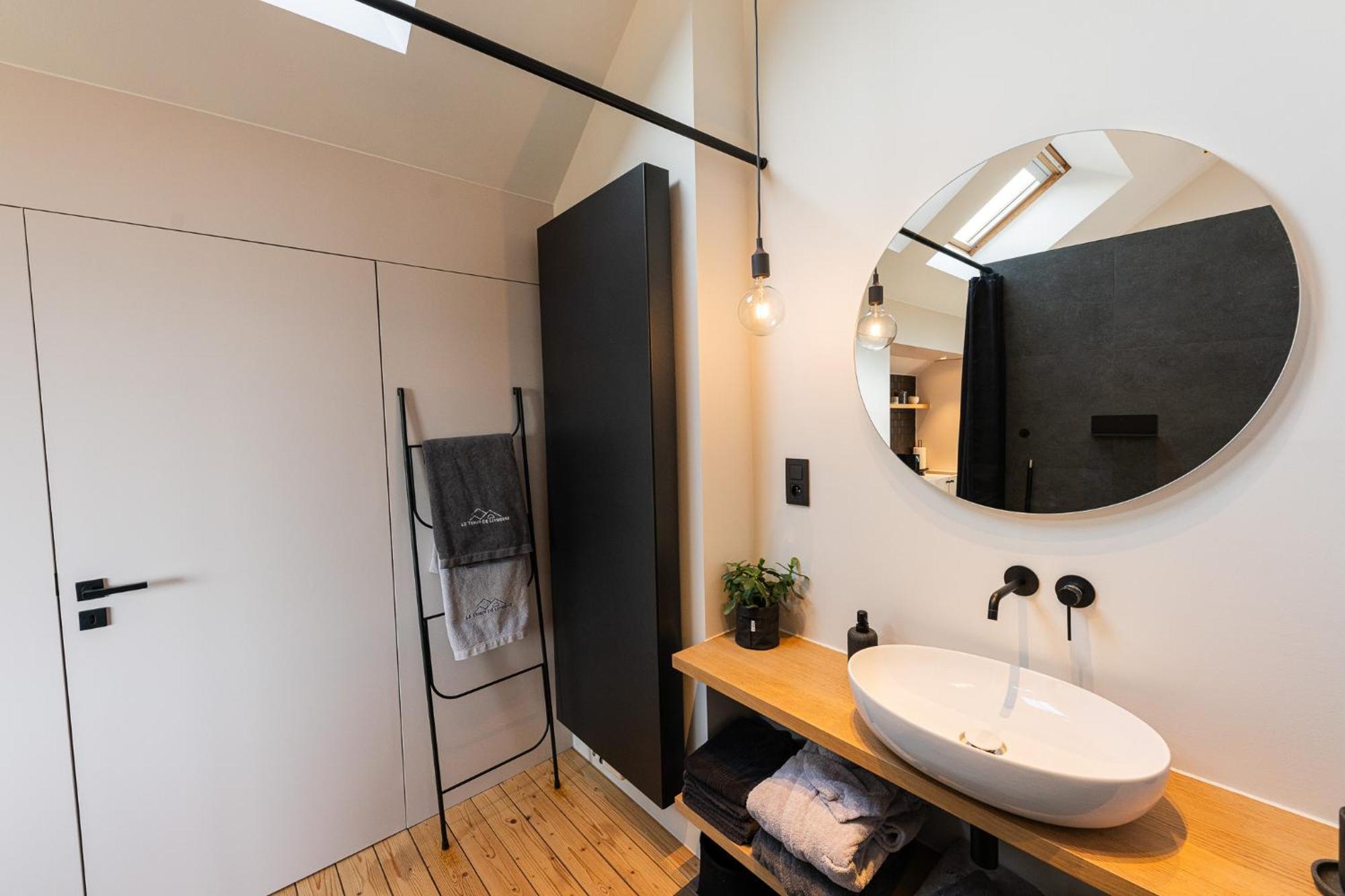 Le Temps De Livresse Apartment Namur Bagian luar foto