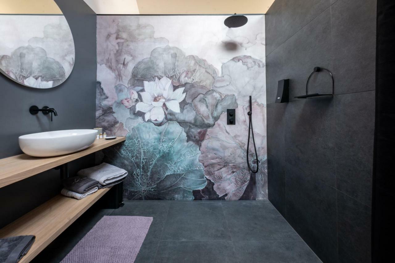 Le Temps De Livresse Apartment Namur Bagian luar foto